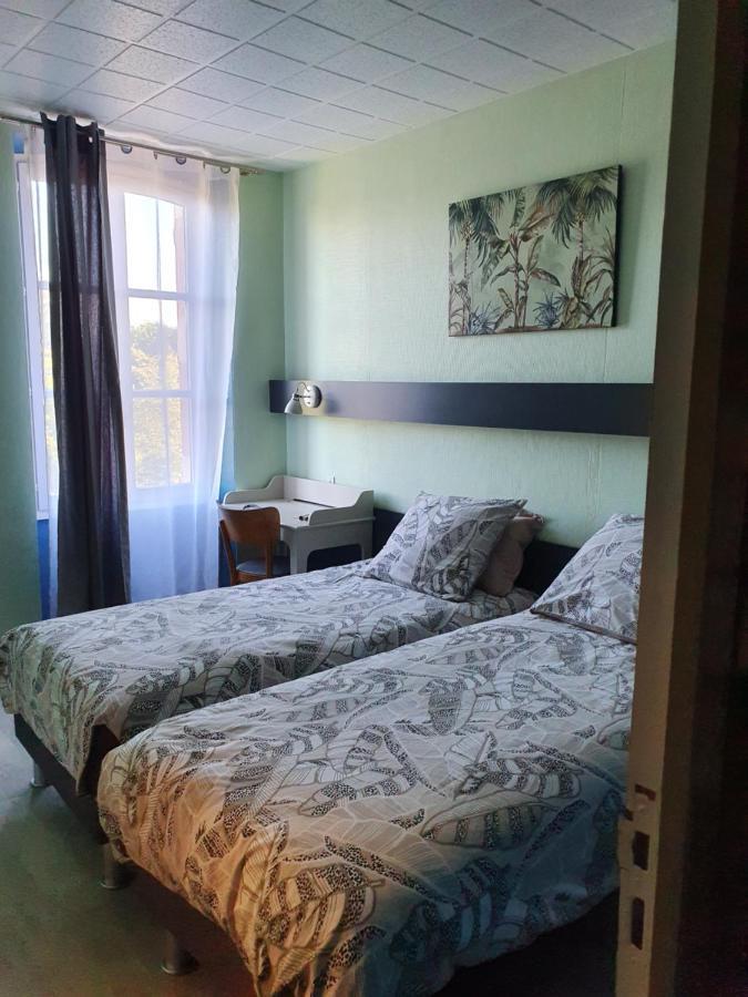 Caveau Du Rond Point Buxy Bagian luar foto